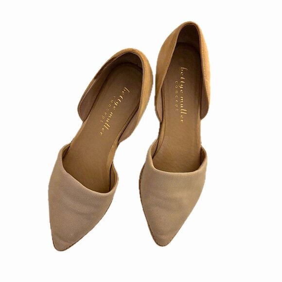 Bettye Muller Concept d"Orsay Flats Pointed Toe 1/2" Heel Light Beige Size 7.5M - Picture 1 of 8
